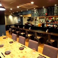 兵庫 神戸肉バル「バルティロ」 赤ワイン仕立てのローストビーフ B