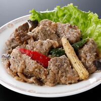 東京・赤坂「四川飯店」陳建一監修　牛サーロインの黒胡椒炒め