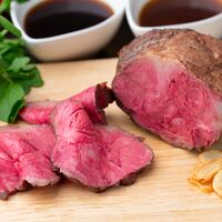 大阪 「ノワ・ド・ココ」 黒毛和牛A4ランクロースのローストビーフ