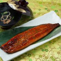 「山道養鰻場」　宮崎県産うなぎ2尾（肝吸付き)