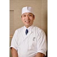 【倉入れ】 東京 赤坂「乃木坂しん」 お出汁をきかせたビーフカレー (ケース入数：40,ロット：1)