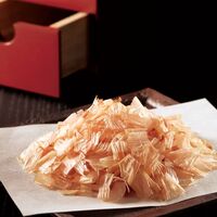 【倉入れ】 静岡 創業天明二年「ちきり清水商店」 本枯節（2ｇ×6袋） (ケース入数：30,ロット：1)