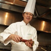 【倉入れ】 東京 丸の内「モナリザ」 ブイヨン煮込みのフレンチカレー (ケース入数：20,ロット：1)