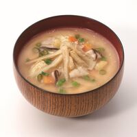 【倉入れ】 「しあわせいっぱい」 ごぼうがいっぱい入った豚汁 (ケース入数：100,ロット：2)