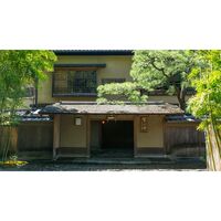 【倉入れ】 京都 菊乃井の贅沢 ビーフカレー (ケース入数：20,ロット：5)