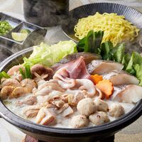 北海道産鶏もも肉と魚介を使った 鶏白湯鍋セット