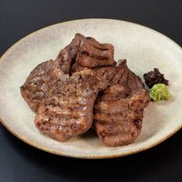 宮城・仙台 「陣中」 牛タン丸ごと一本塩麹熟成 480g