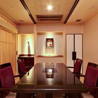 「梅の花」 なみはや寿司と4種の和惣菜セット （寿司×2、おから煮×4、ひじき煮×4、和風あん×4、黒酢あん×4）