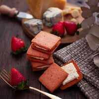 東京 「CHEESECAVARYTOKYO」 チーズサンドあまおう8個 / 洋菓子 クッキー ギフト 送料無料