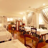 東京・西麻布 「リストランテ アルポルト」 片岡宏之監修 黒トリュフソースハンバーグ 6個 / ギフト 送料無料