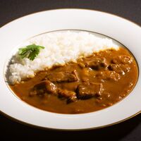 東京 「ラ・ロシェル」 坂井宏行監修 フレンチシェフの深みビーフカレー 180g×4 / ギフト 送料無料