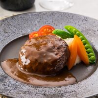 【倉入れ】東京・六本木 「レストランリューズ」 飯塚隆太監修 濃厚濃厚デミグラスソースハンバーグ（ケース入数：16, ロット：1）