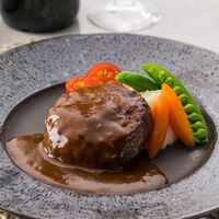 東京・六本木 「レストランリューズ」 飯塚隆太監修 濃厚濃厚デミグラスソースハンバーグ 150g×4 / ギフト 送料無料