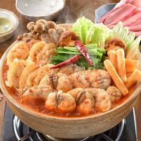 「関とら本店」 旨辛ふくチゲ鍋黒豚しゃぶしゃぶ （ごまふぐちり250g、しゃぶしゃぶ用豚肉150g、トッポッキ100g、鍋用餃子96g、ふぐつみれ80g） / ふく ふぐ フグ てっちり 送料無料