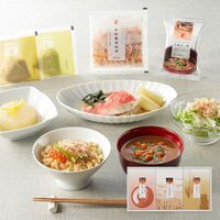 東京・日本橋 「にんべん」 本枯鰹節フレッシュパック詰合せ （本枯鰹節物語2g×8、至福の一椀5個、素材薫るだし） / かつお節 送料無料