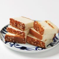 【倉入れ】長崎 「須崎屋」 和三盆糖入り 白いかすてら 形おとし（ケース入数：36, ロット：1）