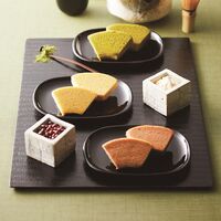 【倉入れ】「なだ万」監修 バウムクーヘン詰合せ12個入（ケース入数：16, ロット：2）