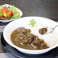 【倉入れ】京都 「京都町家フレンチ 旬風庵」 牛タンと黒ゴマのカレー（ケース入数：30 , ロット：1）