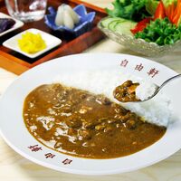 【倉入れ】大阪 「自由軒」 昔ながらの黒ラベルカレー(泉州産玉葱使用オリジナル)（ケース入数：40 , ロット：1）