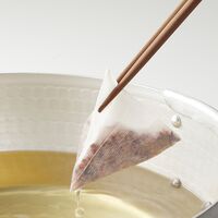 【倉入れ】東京・日本橋 「にんべん」 素材薫るだし かつお・昆布（ケース入数：20 , ロット：5）