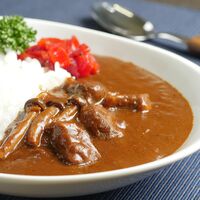 【倉入れ】長野 「お肉屋さんのこだわり」 信州プレミアム牛肉ビーフカレー（ケース入数：40 , ロット：1）