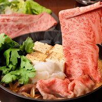 兵庫 「三田屋総本家」 黒毛和牛すき焼き・しゃぶしゃぶ用（モモ380g×2、ロース280g×2）
