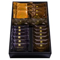 【お歳暮】東京自由が丘 「マジドゥショコラ」 監修 焼き菓子詰合せ（ベルギーワッフル×2個、バームクーヘン2種×3個、クリームサンドビスケット2種×6個）《お届け期間：11月18日～12月25日》 / 常温 ギフト 送料無料