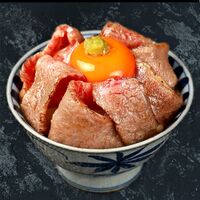 佐賀牛 焼肉 モモ・肩 200g / 牛肉 ギフト 送料無料