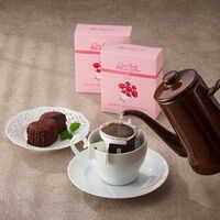 【母の日】東京 「ミカド珈琲」 母の日ワンパックコーヒー＆トリュフショコラケーキ《お届け期間：2026年5月9日～2026年5月10日》 / セット 常温 送料無料