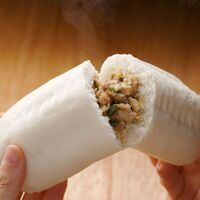 【倉入れ】餃子ドッグ36本(CS納品)(ケース入数：9,ロット：1) / 送料無料 冷凍 中華まん