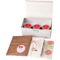 【母の日】完熟生いちごプリン＆今治ハンカチ・かや生地ふきんセット KJ-21820 1854-282 【二重包装不可】《お届け期間：2026年5月8日～2026年5月10日》 / 冷凍 送料無料 セット ギフト プリン ハンカチ