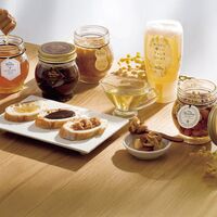 【母の日】 ナッツの蜂蜜漬けとからだに優しいアカシアはちみつのセット  1854-802 【二重包装不可】《お届け期間：2026年5月8日～2026年5月10日》 / 常温 送料無料 セット ギフト はちみつ ナッツ アカシア