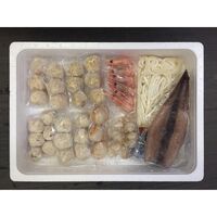 海鮮つみれ鍋（かに入つみれ×6個、えび入つみれ×6個、とりごぼうつみれ×6個、たこ入つみれ×6個、ボイル海老×6尾、ボイル帆立×3個、ボイルつぶ×1袋、ツボ抜きいか×1尾、冷凍うどん×1玉、たれ(濃縮：醤油仕立て)×2袋） / 冷凍 送料無料 鍋セット
