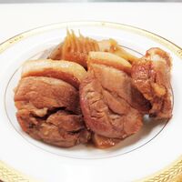 鹿児島の味5種（筑前煮、豚バラ肉、肉じゃが、豚バラ角煮と竹の子・こんにゃくの煮物、豚なんこつのやわらか煮） / 常温 送料無料 セット