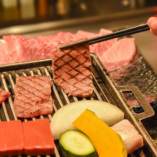 滋賀 「松喜屋」 近江牛あみ焼肉 ロース・モモ500g