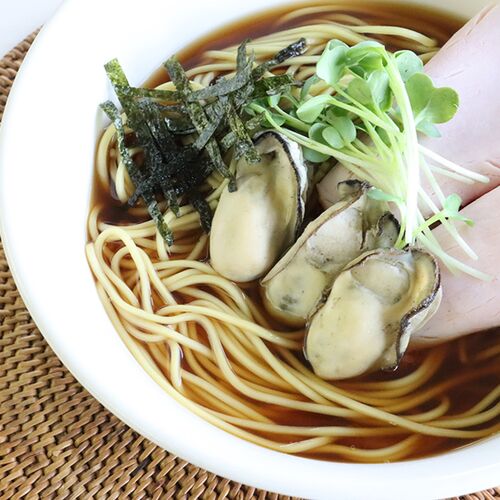 【倉入れ】「瀬戸内麺工房なか川」 広島牡蠣醤油ラーメン（ケース入数：40, ロット：1）