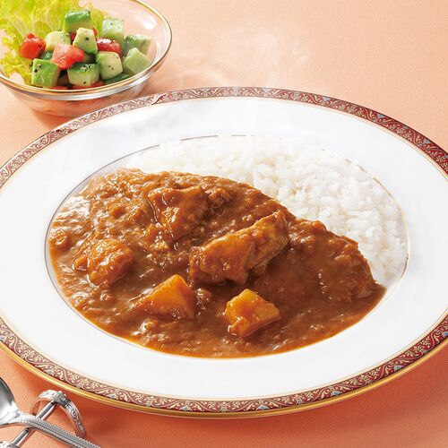 【倉入れ】「新宿中村屋」 国産鶏肉のチキンカリー（ケース入数：40, ロット：1）
