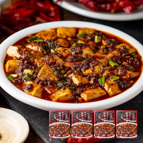 【倉入れ】山形 「みやさかや」 米沢牛麻婆豆腐の素 110g×4 （ケース入数：12 , ロット：1）