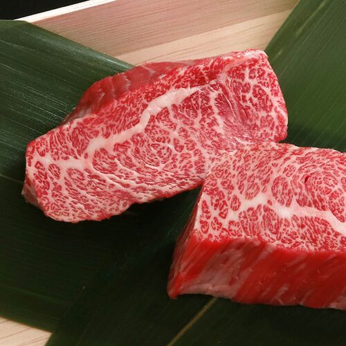 松阪牛 A5等級カルビ ステーキ100g×2枚 / 牛肉 ギフト 送料無料