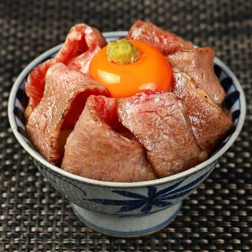 国産牛 牛タン＆ハラミ食べ比べセット x 各100g / 牛肉 ギフト 送料無料
