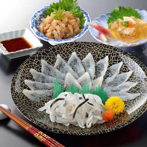 【母の日】「関とら本店」 贈り福 とらふく詰合せ《お届け期間：2026年5月9日～2026年5月10日》 / ふぐ フグ 冷凍 送料無料