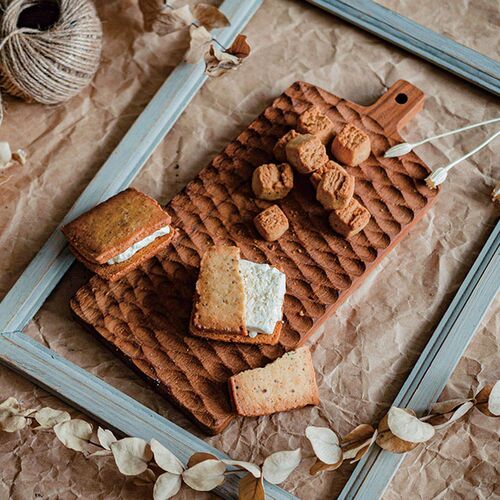 【母の日】 CHEESE CAVERYギフトセットM  1854-092 【二重包装不可】《お届け期間：2026年5月8日～2026年5月10日》 / 常温 送料無料 セット ギフト クッキー サンド チーズ