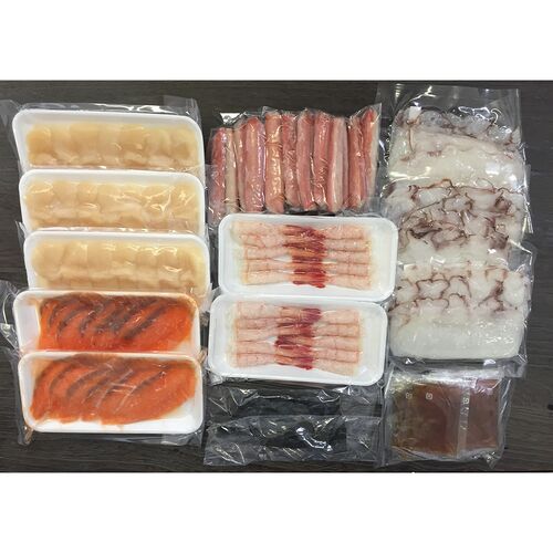 北海道 海鮮しゃぶしゃぶセット（生ずわいがに棒ポーション×1、たこスライス×3、生甘海老(尾付むき海老)10本×2、生帆立貝柱スライス×3、トラウトサーモンスライス×2、だし用昆布×2、たれ(しゃぶしゃぶ用)×8） / 冷凍 送料無料 詰め合わせ