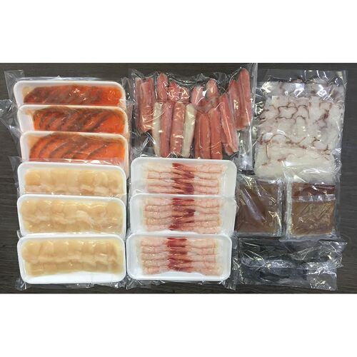 北海道 海鮮しゃぶしゃぶセット（生ずわいがに棒ポーション×1、たこスライス×3、生甘海老(尾付むき海老)10本×3、生帆立貝柱スライス×3、トラウトサーモンスライス×3、だし用昆布×2、たれ(しゃぶしゃぶ用)×10） / 冷凍 送料無料 詰め合わせ