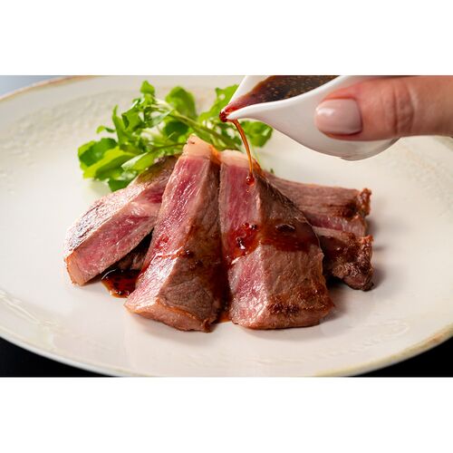 岡山 おかやま和牛ステーキ 300g / 冷凍 送料無料 牛肉 和牛 国産