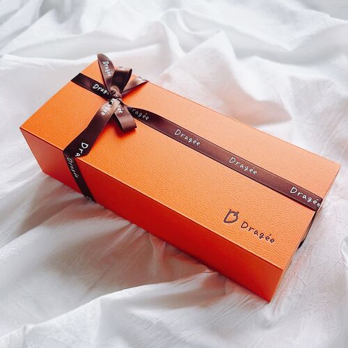 滋賀 「Dragee」 焼菓子ギフトセット 中（レモンマドレーヌ・フィナンシェ・フロランタン・Dキューブプレーン・パウンド抹茶・パウンド紅茶・サブレショコラ・サブレバニラ×各1） / 常温 送料無料 詰め合わせ ドラジェ