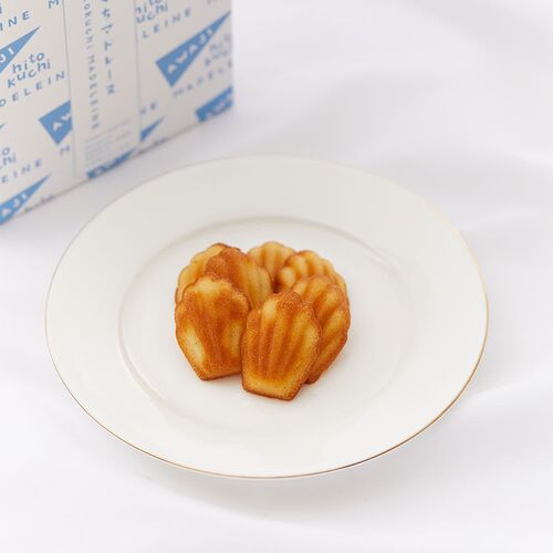 【倉入れ】あわじひとくちマドレーヌ 淡路島牛乳 10個（ケース入数：30,ロット：1） / 常温 送料無料 マドレーヌ 淡路島