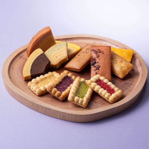 「銀座千疋屋」 銀座3種のガトー詰合せ / 常温 送料無料 ギフト セット バウムクーヘン フィナンシェ クッキー