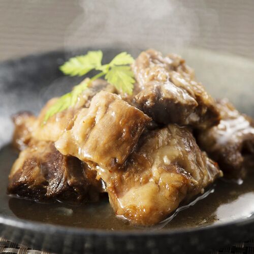 鹿児島の味5種（筑前煮、豚バラ肉、肉じゃが、豚バラ角煮と竹の子・こんにゃくの煮物、豚なんこつのやわらか煮） / 常温 送料無料 セット